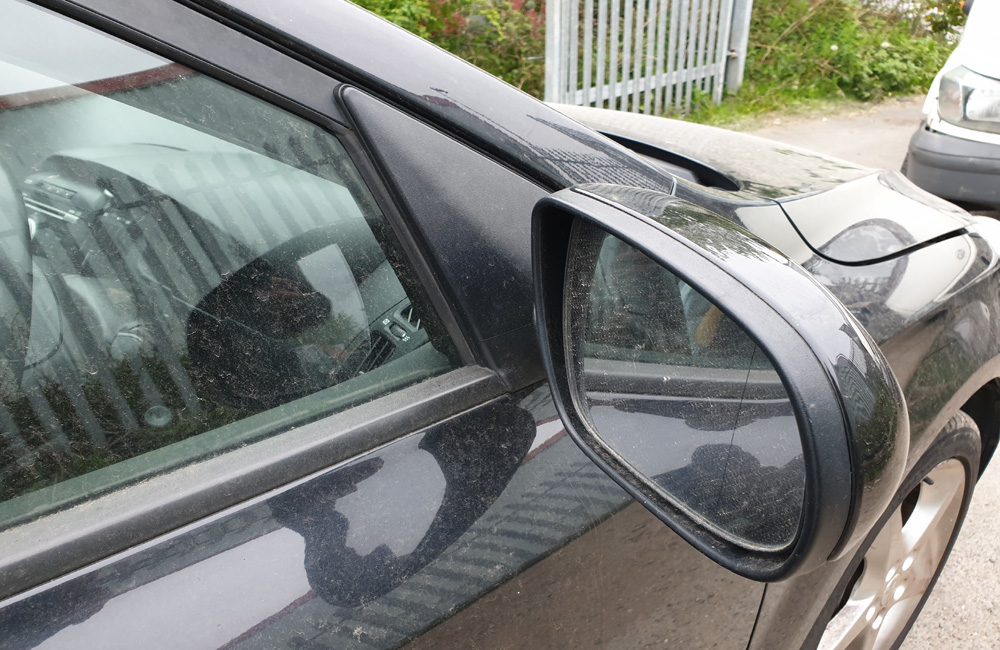 Kia Ceed CRDI 3 SW Door mirror driver side front electric